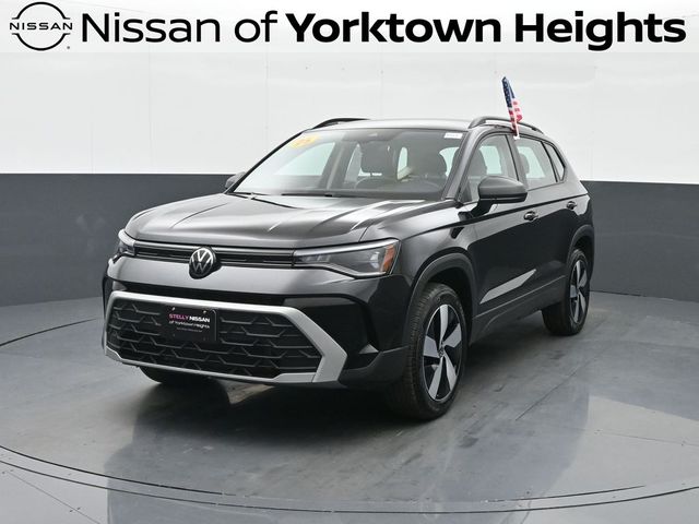 2025 Volkswagen Taos 1.5T S 4Motion's photo