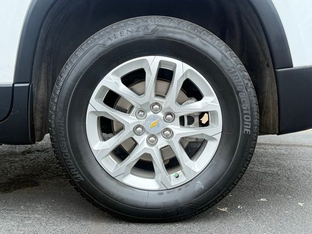 used 2023 Chevrolet Traverse car