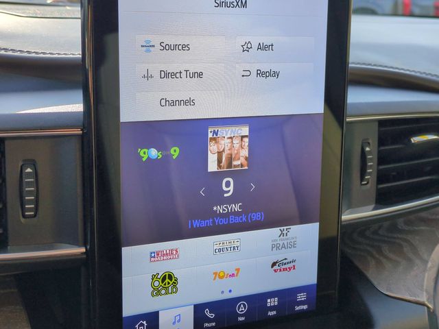 Used 2020 Black Ford Platinum image 22
