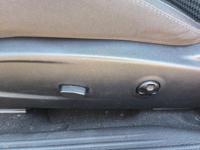 Used Car 2021 Dodge Challenger  Sxt For Sale Under $20,000 In Plainview, Texas