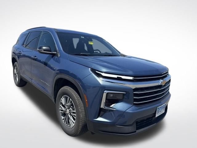 Lakeshore Blue Metallic 2025 Chevrolet Traverse SUV / Crossover Front-Wheel Drive 8-Speed Automatic