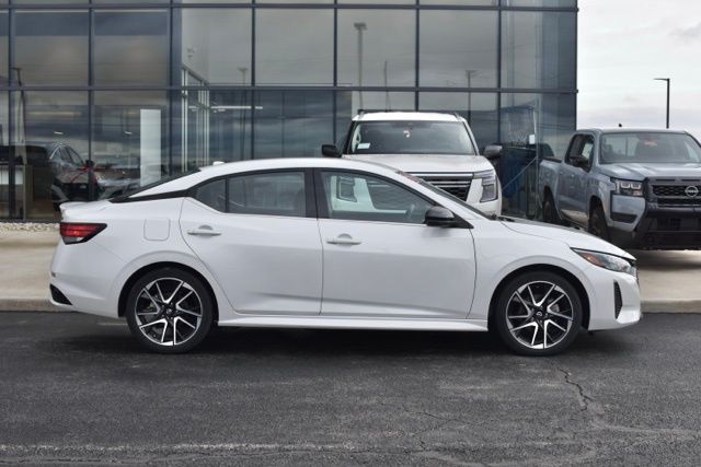 Used 2024 Nissan Sentra SR 4D Sedan
