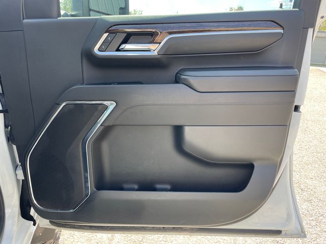 2024 GMC Sierra 2500HD SLE - Summit White exterior view 12