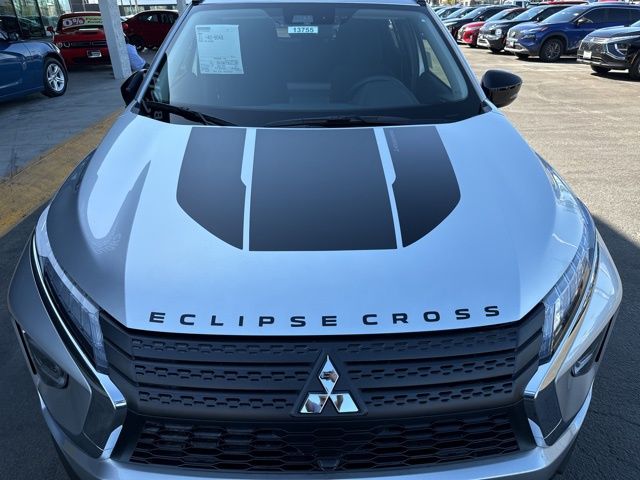 2024 Mitsubishi Eclipse Cross Black Edition 3