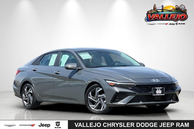  2024 Hyundai Elantra Limited FWD   