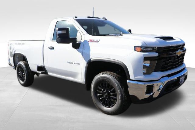 2025 Chevrolet Silverado 3500HD Work Truck 15