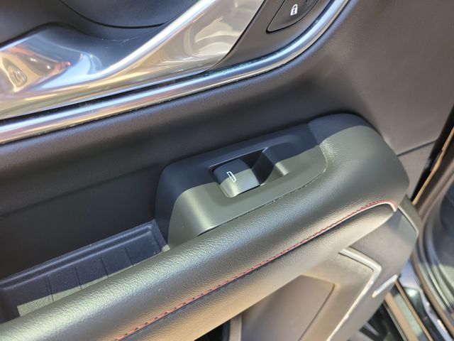 2021 Chevrolet Suburban RST Black at Traditions Chevrolet