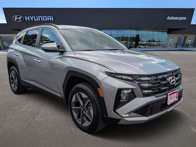 Shimmering Silver 2025 Hyundai Tucson SUV / Crossover All-Wheel Drive 8-Speed Automatic