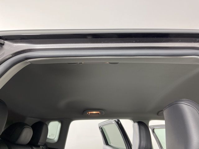 2022 Granite Crystal Metallic Clearcoat Jeep Compass Limited 4X4 SUV