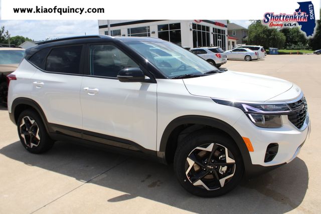 Clear White/Black Roof 2026 Kia Seltos SUV / Crossover All-Wheel Drive Continuously Variable Transmission