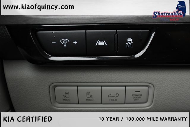Used 2024 Kia Carnival Van