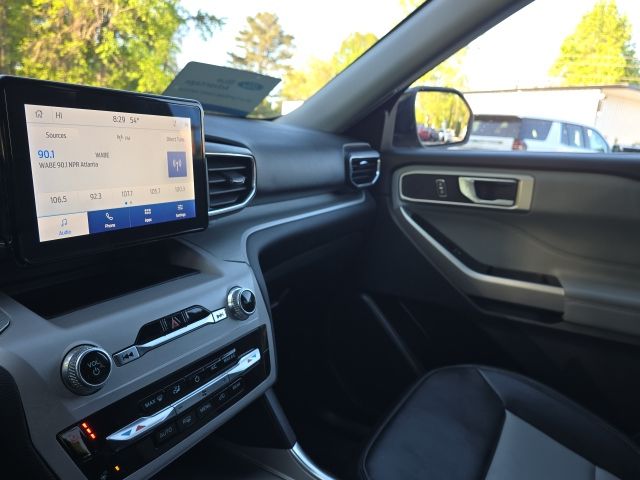 2023 Ford Explorer XLT:45402A