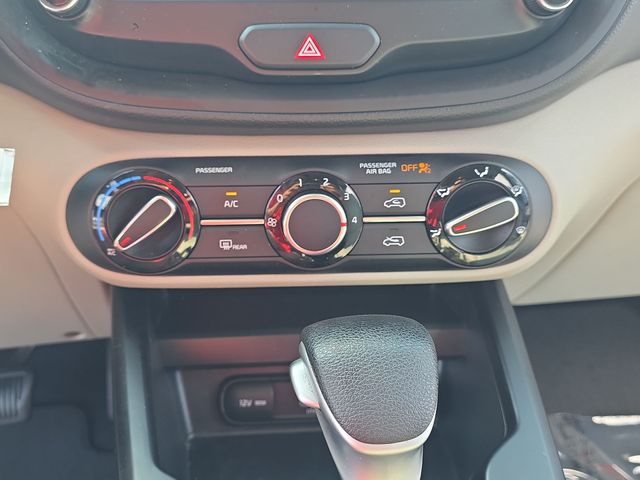 Used 2022 Black Kia LX image 24