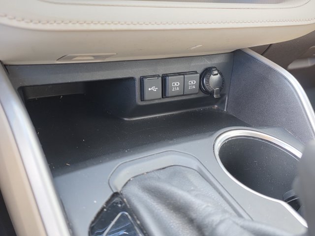 Used 2020 Toyota Highlander Hybrid SUV