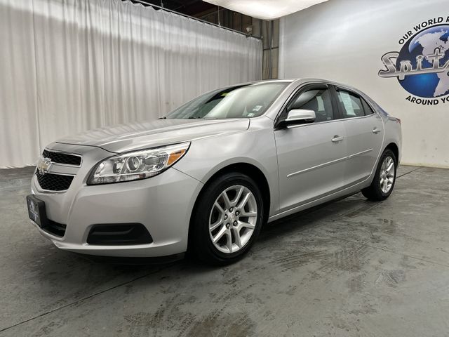 Used 2013 Silver Chevrolet LT image 6