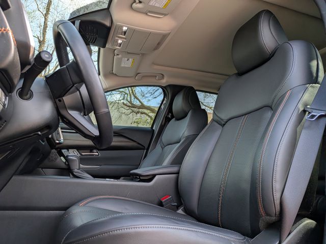 2025 Mazda CX-50 Hybrid Premium Plus - 11