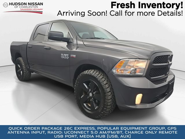 2015 RAM 1500 Express Crew Cab 4WD