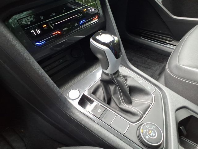 2024 Volkswagen Tiguan - Image 15