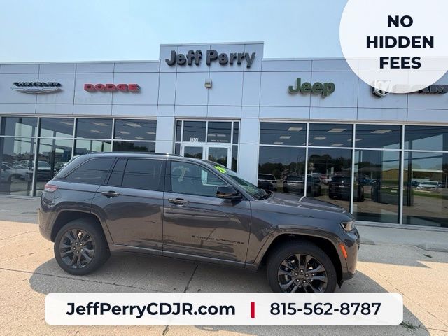 Baltic Gray Metallic Clearcoat 2026 Jeep Grand Cherokee SUV / Crossover Four-Wheel Drive 8-Speed Automatic