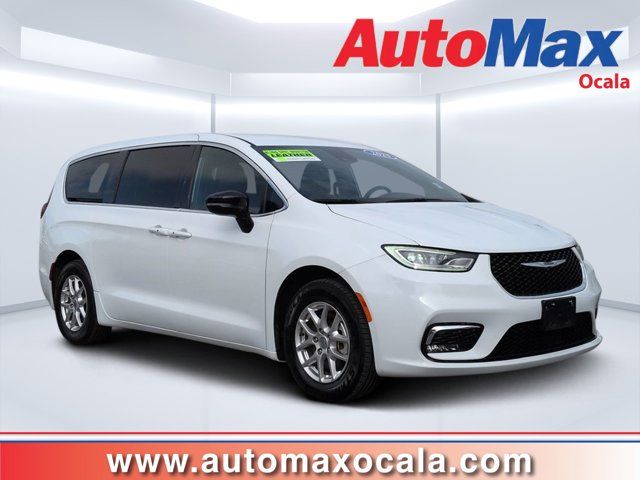 Bright White Clearcoat 2025 Chrysler Pacifica Minivan Front-Wheel Drive 9-Speed Automatic