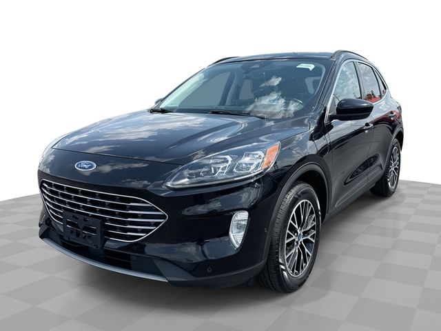 2022 Ford Escape Hybrid Plug-in Titanium FWD