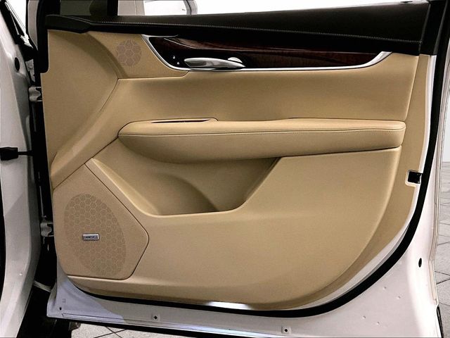 2018 Cadillac XT5 Luxury White at Carlisle Cadillac Buick GMC
