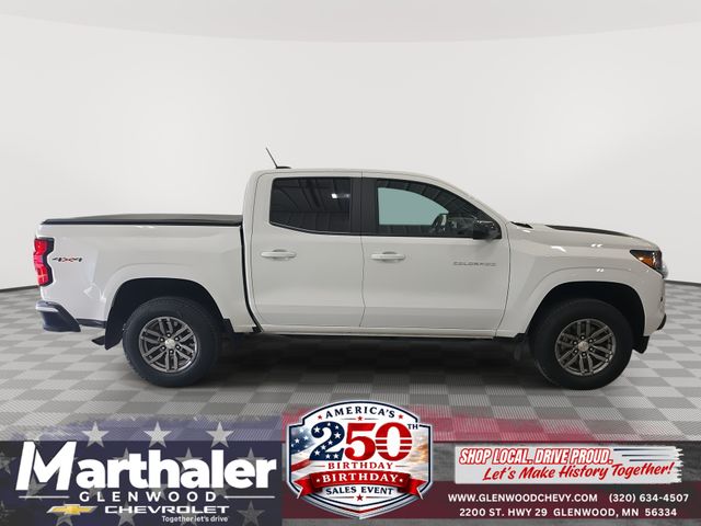 Summit White 2024 Chevrolet Colorado Pickup Truck Four-Wheel Drive 8-Speed Automatic