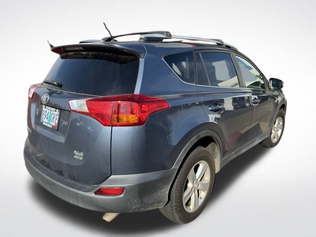 2013 Toyota RAV4 XLE 5