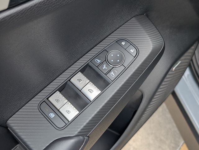 2026 Mitsubishi Outlander SE - 9