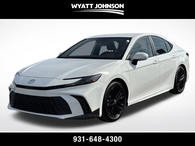2025 Toyota Camry SE FWD