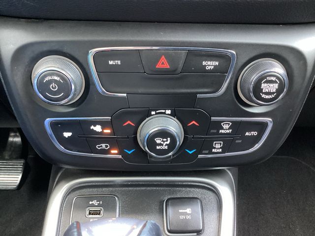 Used Car 2020 Jeep Compass  Latitude For Sale Under $15,000 In San Antonio, Texas