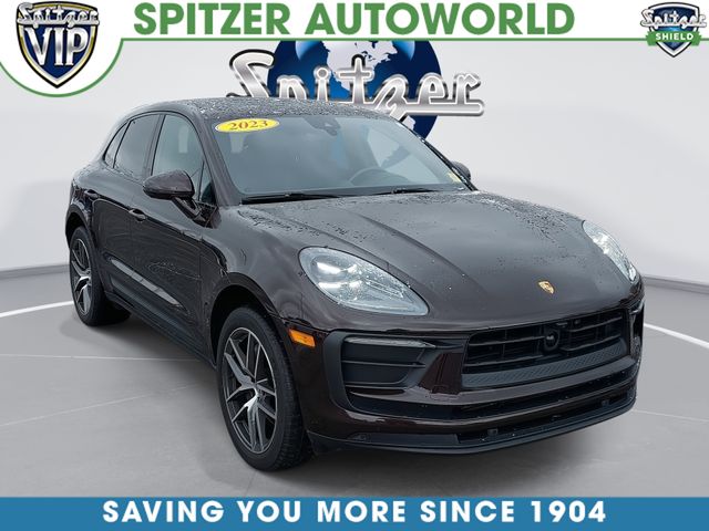 2023 Porsche Macan AWD