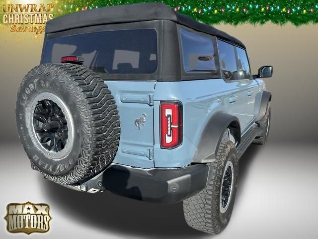 2022 Ford Bronco Outer Banks 4