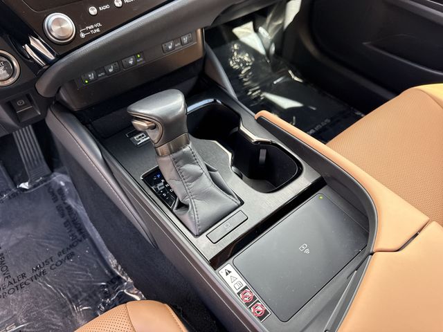 Used 2024 Lexus ES Sedan