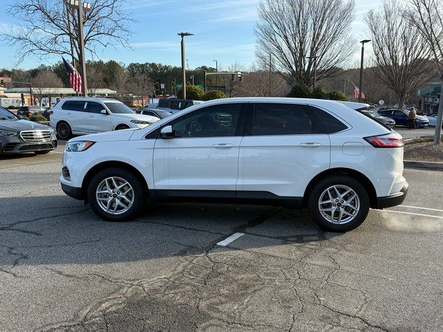 2023 Ford Edge SEL photo