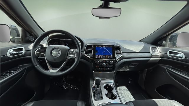 Used 2022 Black Jeep Laredo X image 16