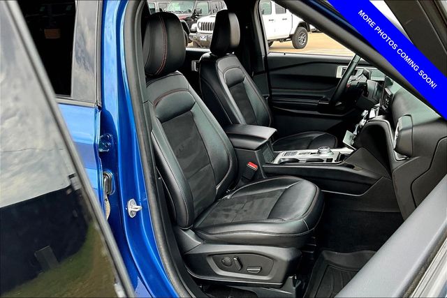 View vehicle photo 7