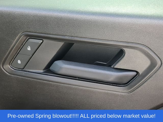 Used 2025 Summit White Chevrolet Trail Boss image 44