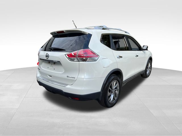 2015 Nissan Rogue SL 10