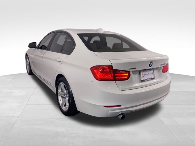 2015 BMW 3 Series 320i xDrive 28