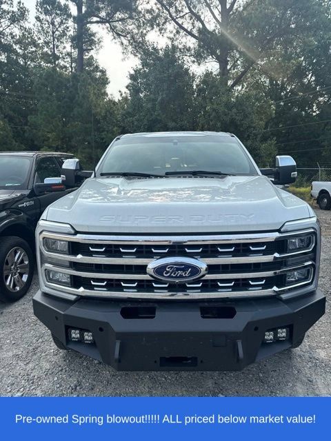 Used 2024 White Metallic Ford Lariat image 2