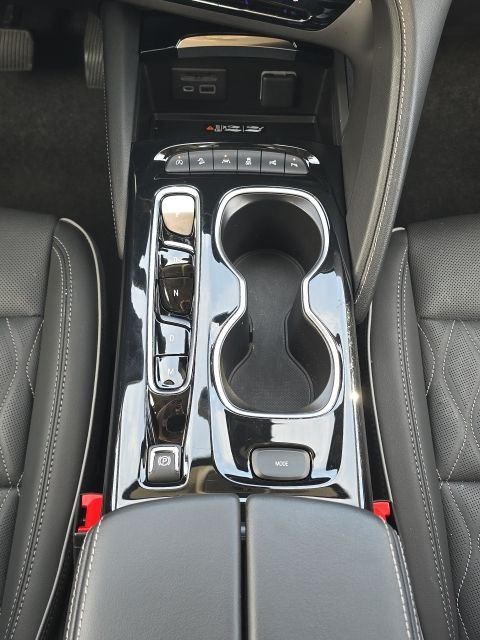 2023 Buick Envision Avenir:C02609