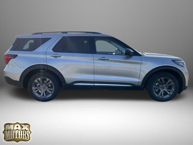 2025 Ford Explorer Active 12