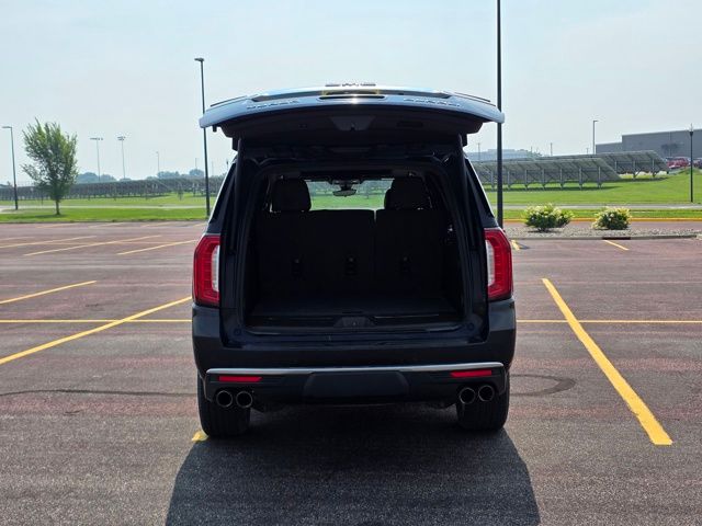 2022 GMC Yukon XL 4WD Denali