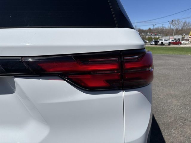 2023 Chevrolet Traverse - Image 7