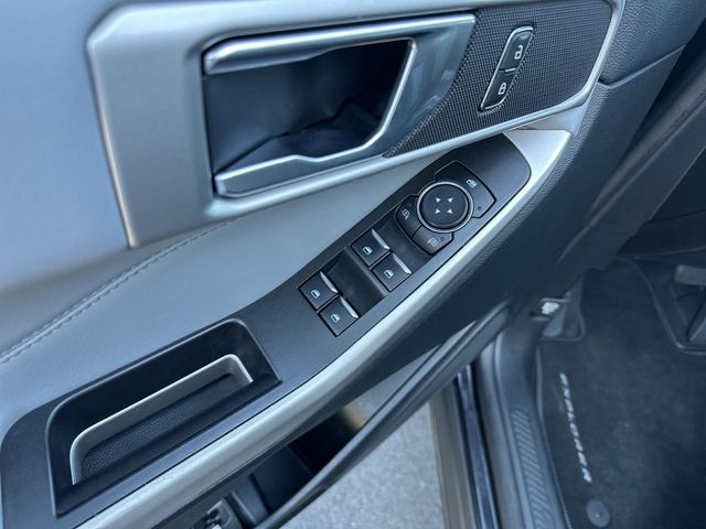Used 2023 Black Ford XLT image 14