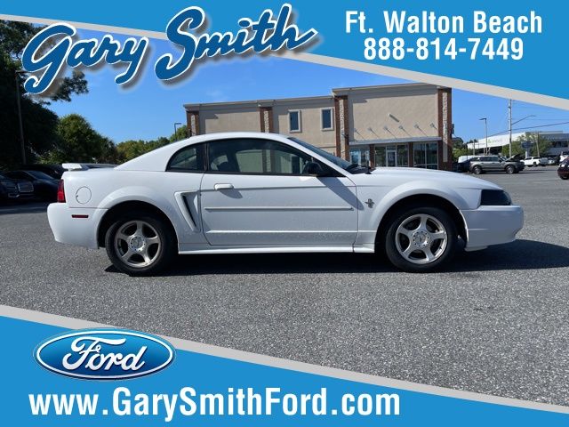 2003 Ford Mustang V6