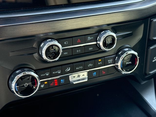 New 2026 Gray Ford Lariat image 24