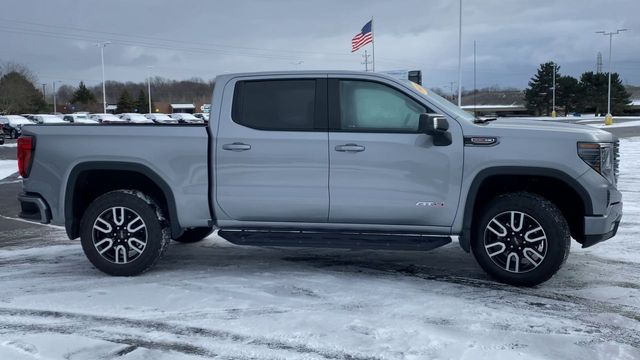 2024 GMC Sierra 1500 AT4 9