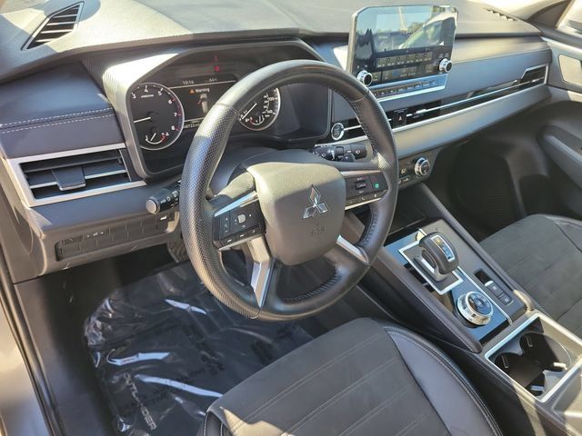 2024 Mitsubishi Outlander SE - Photo 22